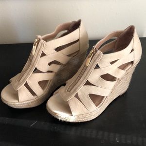 Tan wedges